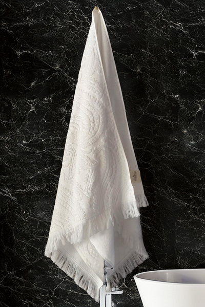 Linenza كوينز هاند - منشفة يد - 50x90 سم - أبيض