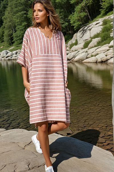 Pasaklı Giyim Femei Bordeaux Bej In Gât în ​​V Buzunar în dungi Casual Casual Summer Wear Out Rochie oversize 3340286