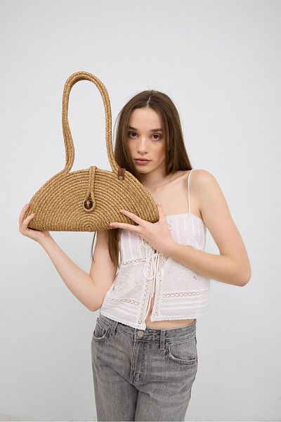 Shule Bags Χειροποίητη ψάθινη τσάντα ώμου με χάρτινα κουμπιά βιζόν