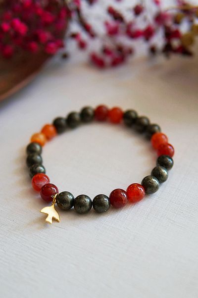 Orenda Design Pyrite Red Agate Natural Stone Bracelet – Strength and Motivation |   For Fire Horoscope: Aries Leo Sagittarius