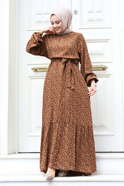 Tesettür Dünyası Długa suknia z modnym wzorem kwiatowym TSD240306