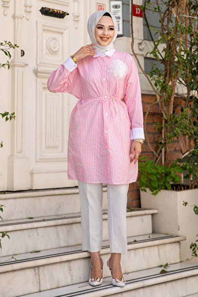 Tesettür Dünyası Broş Detaylı Beli İpli Çizgili Gömlek TSD240514 Pembe