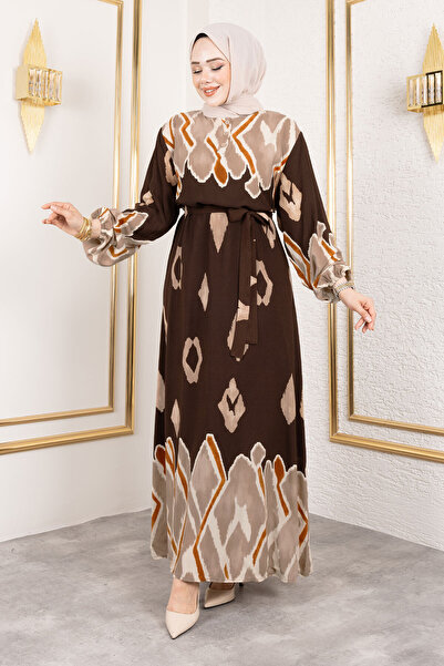 Tesettür Dünyası Renk Garnili Tesettür Uzun Tesettür Elbise TSD250143 Kahverengi