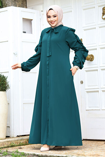 Tesettür Dünyası Ferace TSD cu guler cu volane și detaliu cravată240246 Benzină