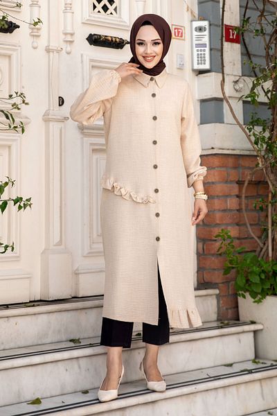 Tesettür Dünyası Geknöpfte Leinentunika mit Rüschendetail an der Seite TSD 240506   - Beige