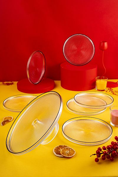 Fecra Loren 7 Piece Cake and Presentation Set with Black Mesh
