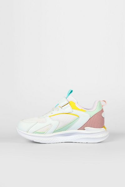 Vicco Massa Lightweight Girls Preschool White/Powder Sneaker
