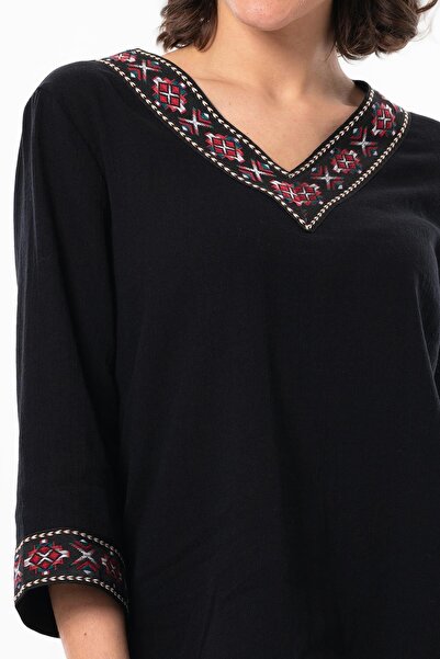 Eliş Şile Bezi Truvakar Kol V Yaka Nakışlı Talya Şile Bezi Yazlık Bluz Siyah Syh