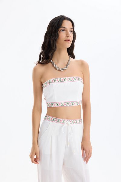 Quzu Μπλούζα Bustier με λεπτομέρεια κεντήματος με δεμένη πλάτη εκρού