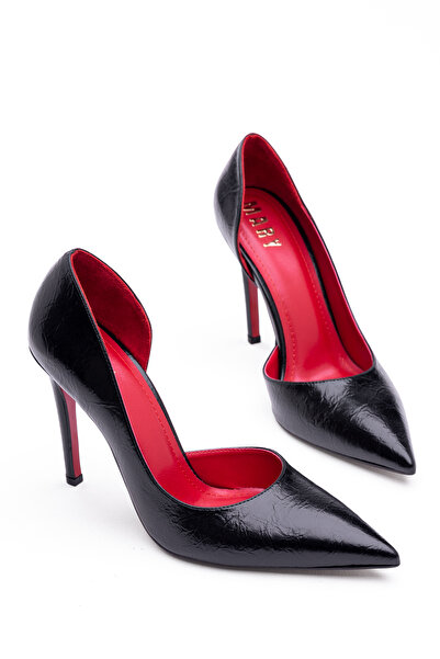 Tasarım Elvanna Червени обувки с тънък ток и детайли