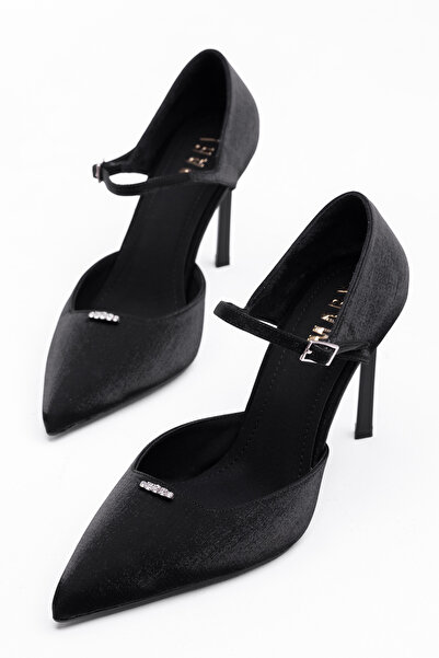 Tasarım حذاء نسائي بكعب ستيليتو من Incantevole مزود بإبزيم أمامي وحزام للكاحل