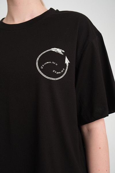 Store 100% Cotton, Relaxed Fit, Crew Neck T-Shirt - Aesthetic Text Design
