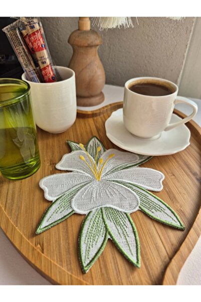 Agbtrend 2 White Lily Embroidered Presentation and Cocktail Napkins