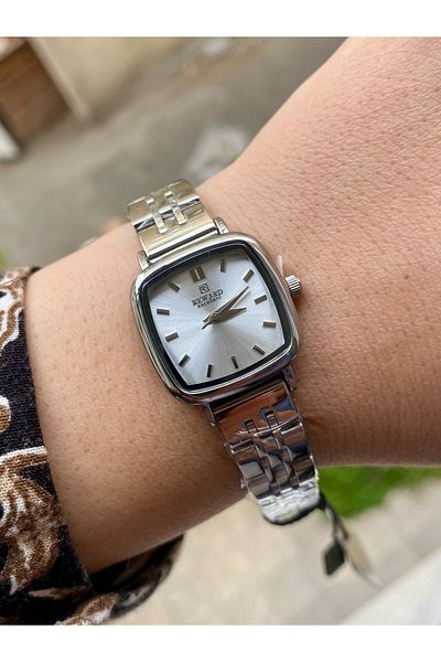 Reward Vintage Brand Stoned Women's Wristwatch - Waterproof
