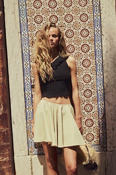 H&M Tek Omuzlu ve Farbalalı Üst