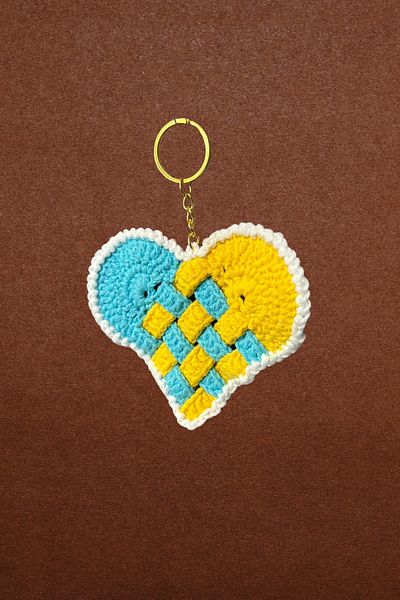 Uretti - Tuğba 9352 3582 Handmade Knitted 2 Color Heart Model Keychain