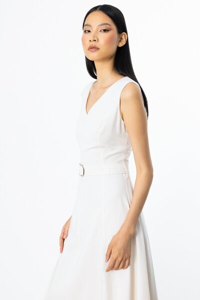 Ekol Beli Kemerli Kolsuz Elbise