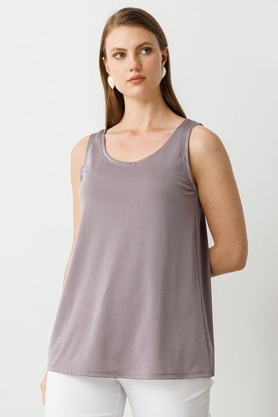 Mi Pret a Porter Mi Zero Sleeve Round Neck Tank Top