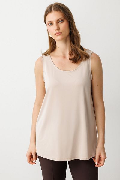 Mi Pret a Porter Mi Zero Sleeve Round Neck Tank Top