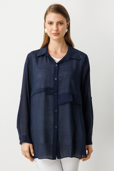 Ekol İçi Kolyeli Atletli Düğmeli Bluz