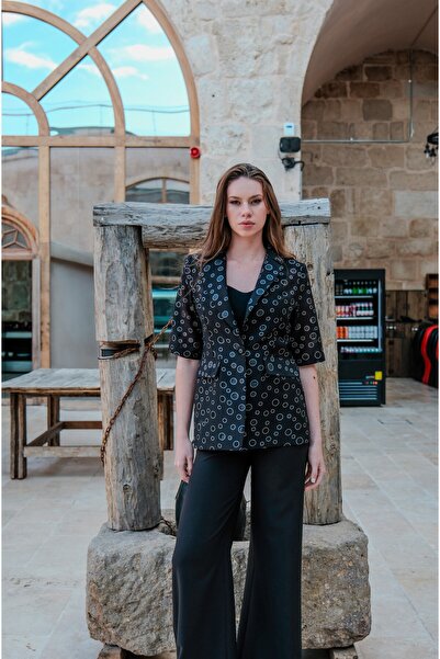Esra Semiz SİMLİ SİYAH ORGANZE CEKET