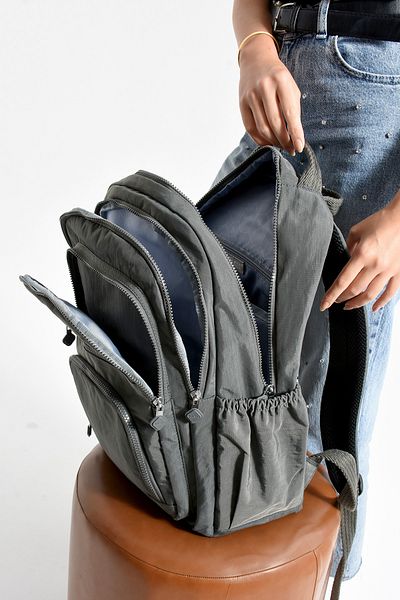 Just Polo Unisex Waterproof Imported Crinkle Fabric School Business and Travel Backpack with Laptop Compartment