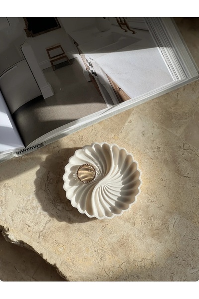 ÇAĞATÖLYE 1 Adet Dekoratif Obje Çift Bölmeli Deniz Kabuğu Mum Takı Anahtarlık Sunum Tabağı (9.7*9.7 CM)