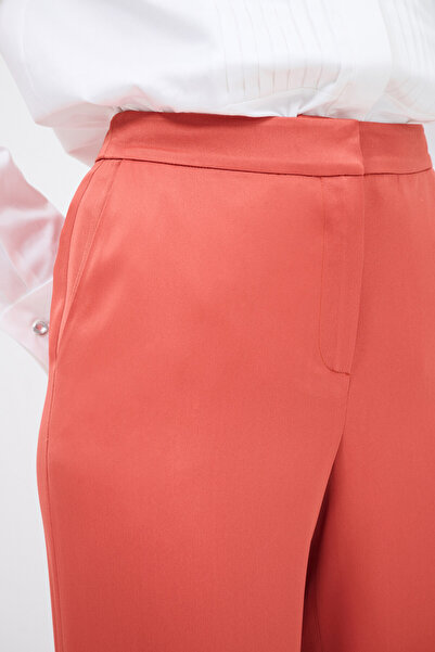 adL Mert Aslan Bol Paça Pantolon