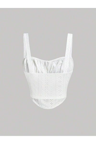 MEREN LİKE YOUR SYLE White Embroidery Patterned Chest Low-Cut Wide Strap Top Crop