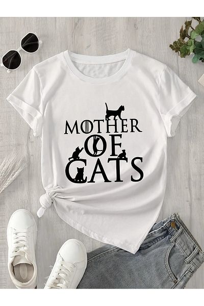 LEIVOR Mother of Cats Printed Daenerys Themed Women's T-Shirt