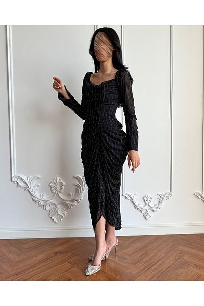 toog Dress decorated with longitudinal shiny stripes and ruffled at the waist