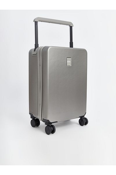 LC Waikiki Medium Size Suitcase with Lock Detail