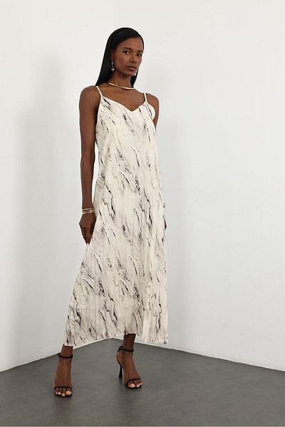 5in1Canpolat Rochie maxi cu model cu centură bej 17378