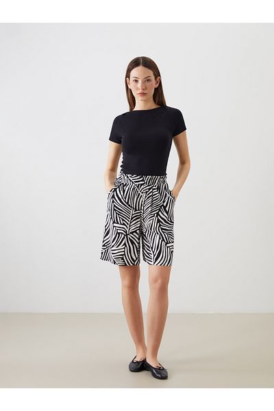 LC Waikiki Patterned Women's Shorts with Elastic Waist