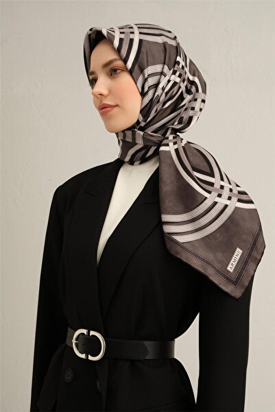 Armine Шарф з класичним візерунком з чистого шовку Sura 9333D 85