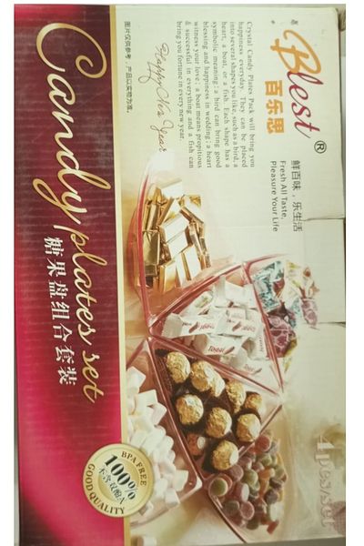 Generic 2 pieces of the best chocolate trays for the best occasions