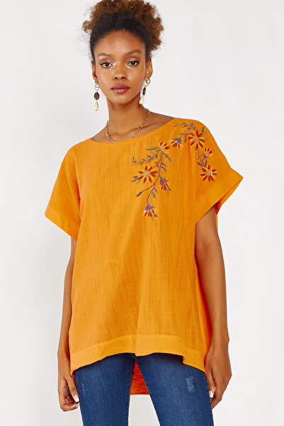Hopoi Women's Embroidered Tunic