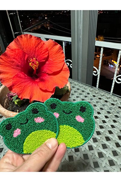 İNCİ ÇEYİZ 2 Adet Punch Kurbağa Araba Bardak Altlığı.&Araba Aksesuar 7 Cmdir....