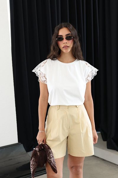 Özge Özgenç Lace Sleeve Blouse