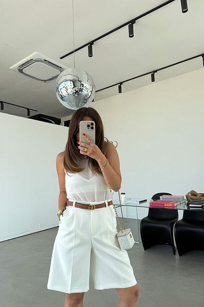 Özge Özgenç Pleated Basic Fabric Shorts