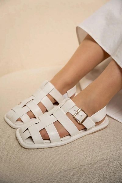 LamintaGlobal Tool White Cage Detailed Women's Sandals
