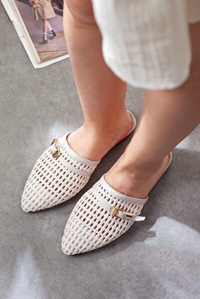 Adım Adım Women's Knitted Detail Closed Front Flat Slippers