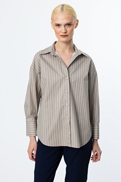 ON Βαμβακερό πουκάμισο με ριγέ κουμπιά