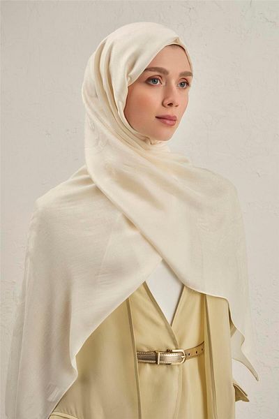Armine Woolair Shawl 1 39