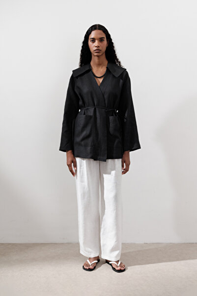 Manuka ЧЕРНО ЛЕНЕНО ЯКЕ С ШИРОКА ЯКА