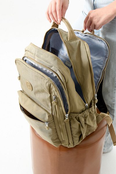 Just Polo Unisex Waterproof Imported Crinkle Fabric School Business and Travel Backpack with Laptop Compartment