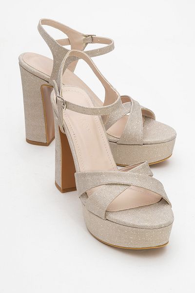 Ataköy Ayakkabı Women's Cross Strap Platform Heeled Shoes
