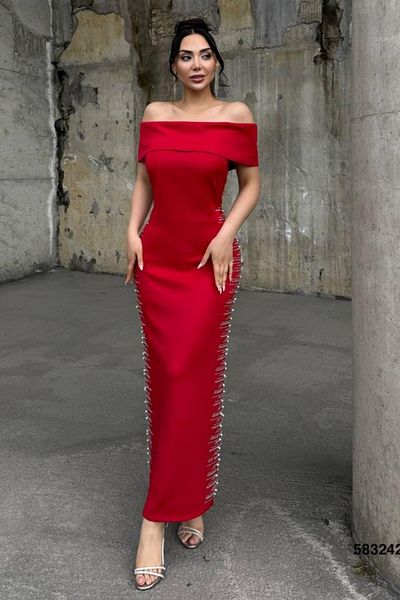Modafeminen Rochie din țesătură scuba cu decolteu fără bretele cu perle pe laterale roșu 583242
