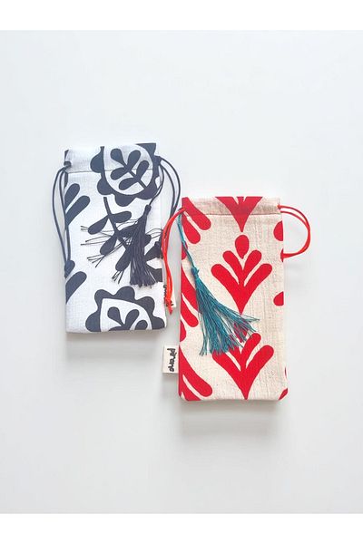 Pirene Redotantik & Darkotantik – Double Linen Glasses Case Set (Unisex)