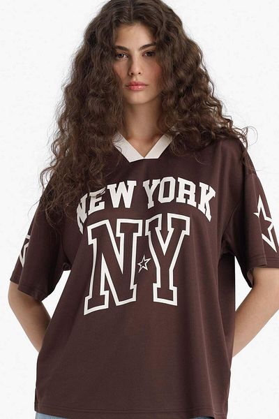 DeFacto Oversize Wide Fit V-Neck Printed Jersey Fabric Short Sleeve T-Shirt F4786Ax25Sm